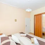 아파트 With Parking Space Kastel Novi, - 20997 Kaštela