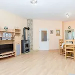 With Parking Space Kastel Novi, - 20997 아파트 *