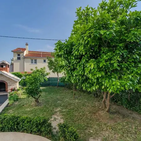 With Parking Space Kastel Novi, - 20997 Apartamento *
